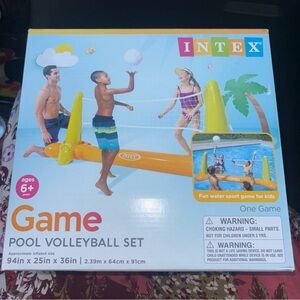 Brand New Intex Inflatable Pool Volleyball Set - Orange and Yellow
